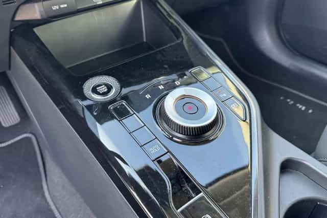 Kia Niro (2025) thumbnail 25