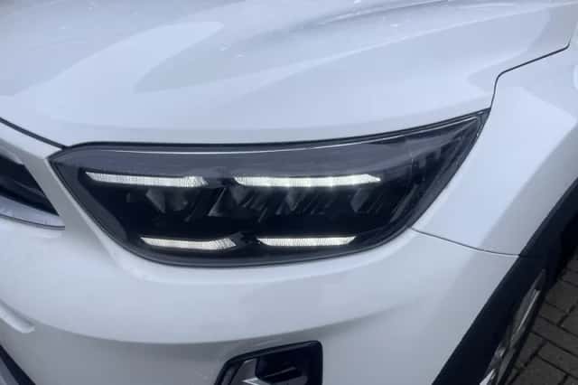 Kia Stonic (2025) thumbnail 5