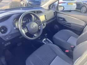 Toyota Yaris (2018) thumbnail 7