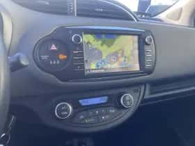 Toyota Yaris (2018) thumbnail 8