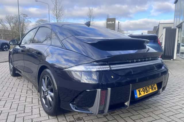 Hyundai Ioniq 6 (2024) thumbnail 4