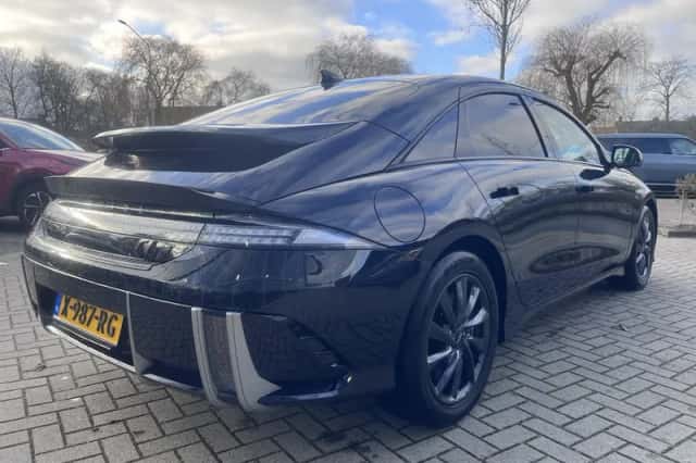 Hyundai Ioniq 6 (2024) thumbnail 6