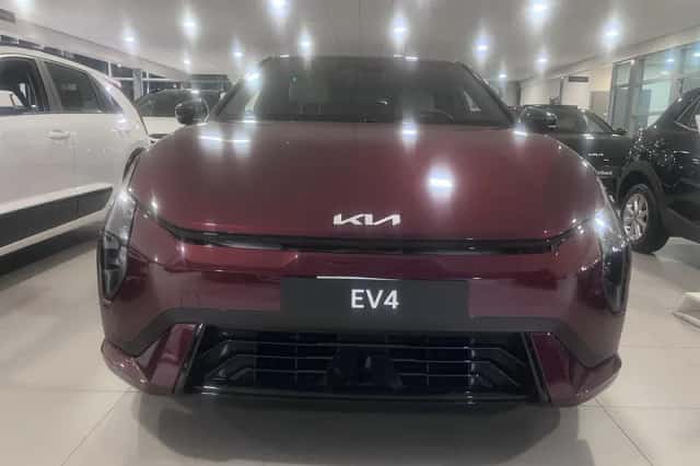 Kia EV4 (2026) thumbnail 4