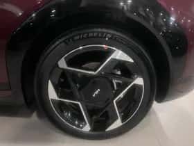 Kia EV4 (2026) thumbnail 5