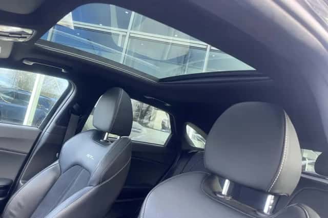 Kia Proceed (2024) thumbnail 15