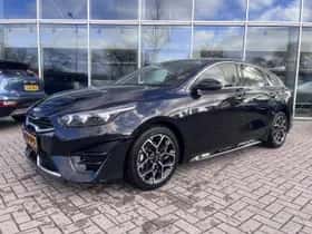 Kia Proceed (2024) thumbnail 3