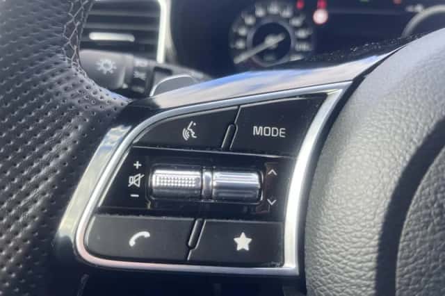 Kia Proceed (2024) thumbnail 10