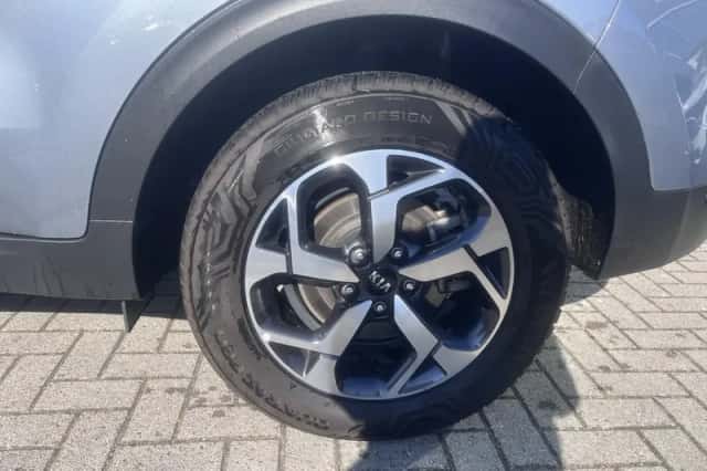 Kia Sportage (2021) thumbnail 4