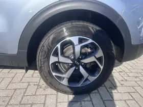 Kia Sportage (2021) thumbnail 4