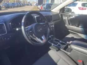 Kia Sportage (2021) thumbnail 6