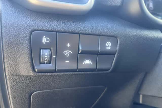 Kia Sportage (2021) thumbnail 10