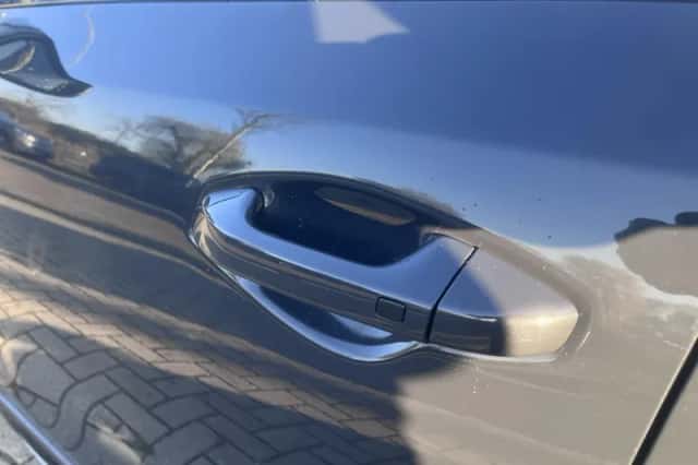 Kia Ceed (2025) thumbnail 4