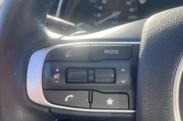 Kia Sportage (2022) thumbnail 13