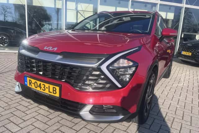 Kia Sportage (2022) thumbnail 3