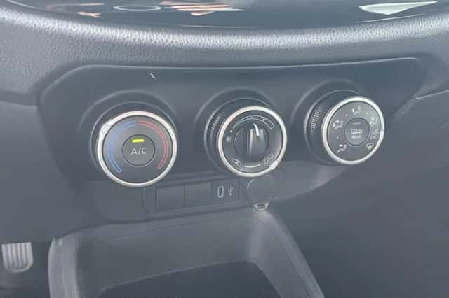 Toyota Aygo (2024) thumbnail 17
