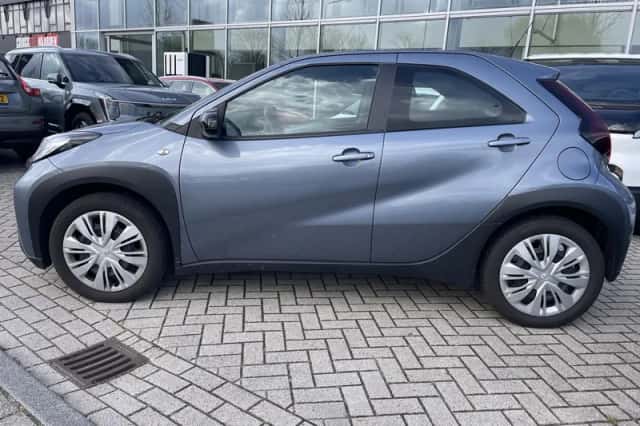 Toyota Aygo (2024) thumbnail 3