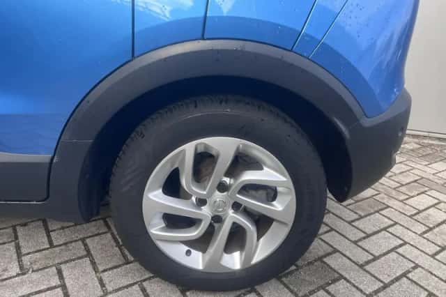Opel Crossland X (2019) thumbnail 4