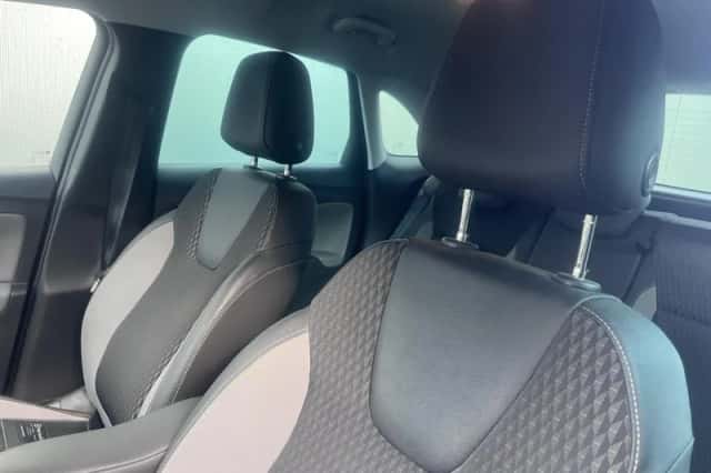 Opel Crossland X (2019) thumbnail 8