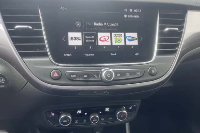 Opel Crossland X (2019) thumbnail 10