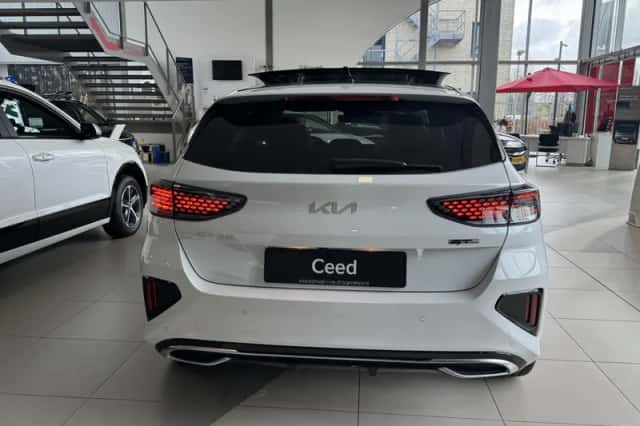 Kia Ceed (2026) thumbnail 2