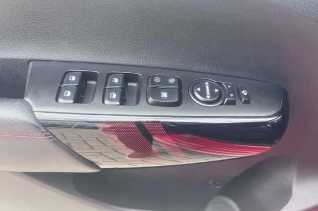 Kia Picanto (2020) thumbnail 7