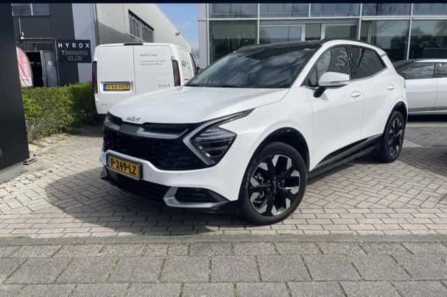 Kia Sportage (2022) thumbnail 1