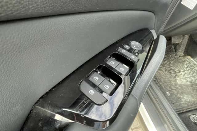 Kia Sportage (2022) thumbnail 13