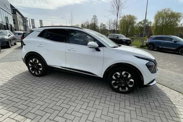 Kia Sportage (2022) thumbnail 6