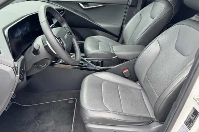 Kia Niro EV (2023) thumbnail 15