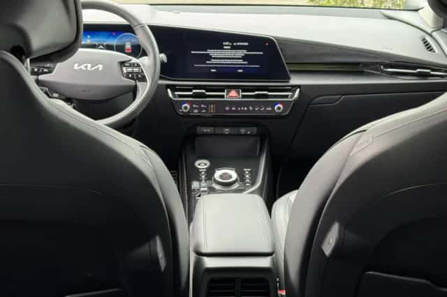 Kia Niro EV (2023) thumbnail 17