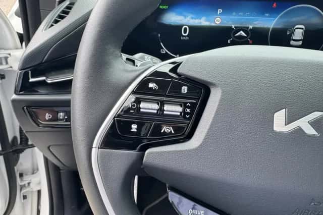 Kia Niro EV (2023) thumbnail 22