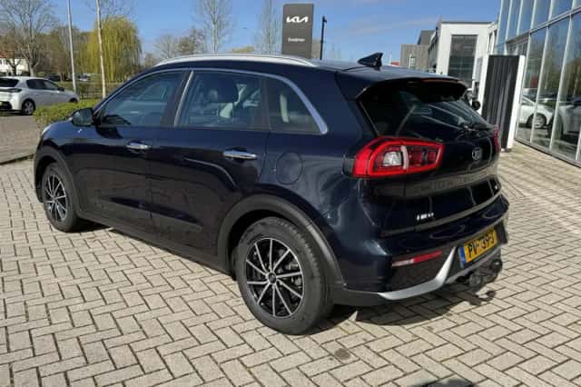 Kia Niro (2017) thumbnail 6