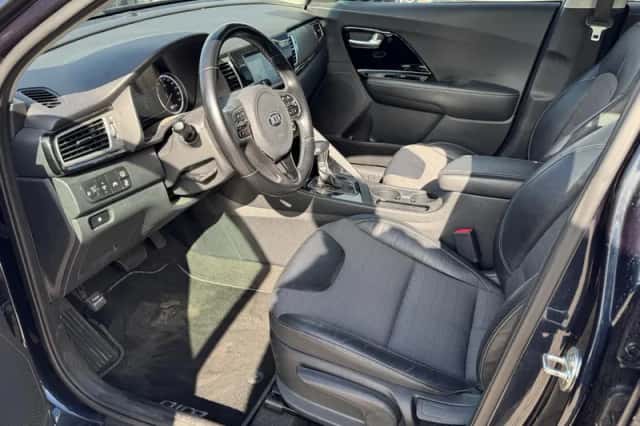 Kia Niro (2017) thumbnail 7