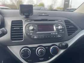 Kia Picanto (2013) thumbnail 4