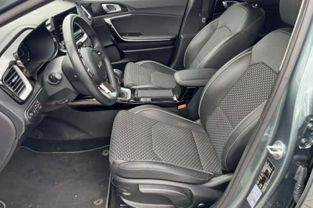 Kia Ceed Sportswagon (2024) thumbnail 15