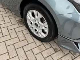 Kia Ceed Sportswagon (2024) thumbnail 4