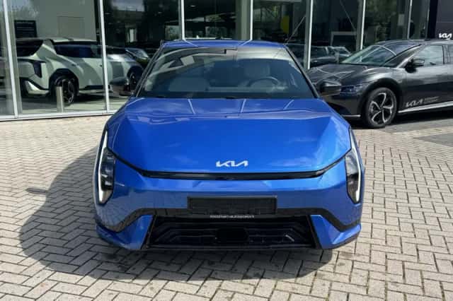 Kia EV4 (2026) thumbnail 3