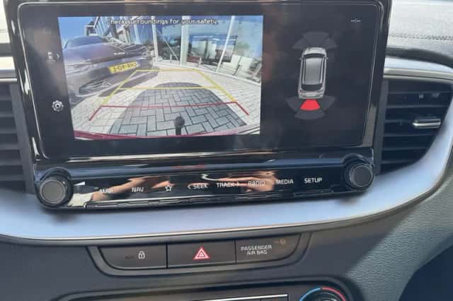 Kia Ceed Sportswagon (2024) thumbnail 16
