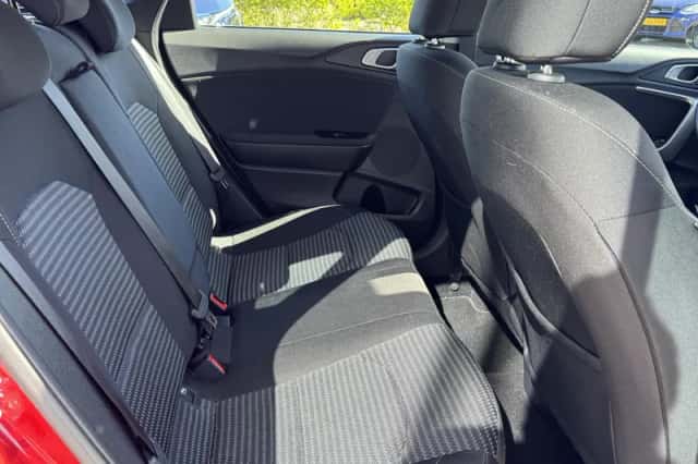 Kia Ceed Sportswagon (2024) thumbnail 22