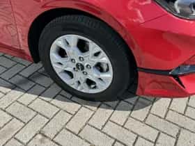 Kia Ceed Sportswagon (2024) thumbnail 4