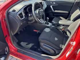 Kia Ceed Sportswagon (2024) thumbnail 9