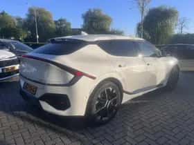 Kia EV6 (2024) thumbnail 2