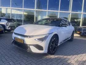 Kia EV6 (2024) thumbnail 3