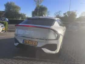 Kia EV6 (2024) thumbnail 4