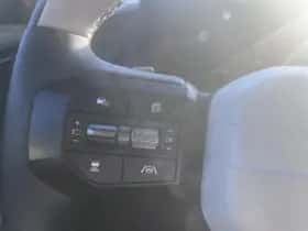 Kia EV6 (2024) thumbnail 9