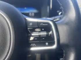 Kia Sorento (2021) thumbnail 17