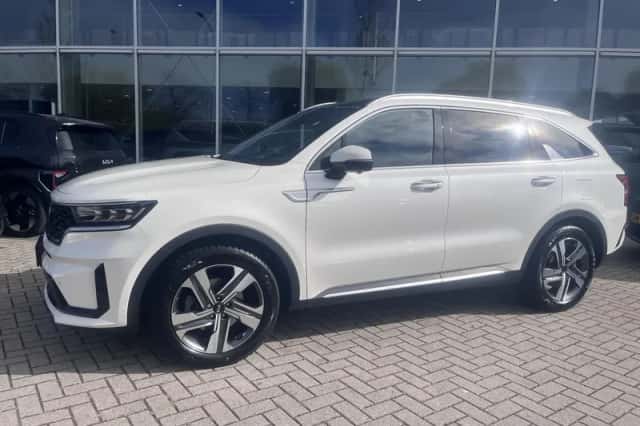 Kia Sorento (2021) thumbnail 3