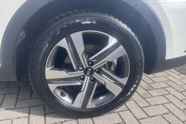 Kia Sorento (2021) thumbnail 4