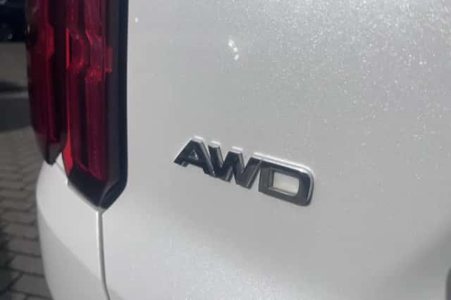 Kia Sorento (2021) thumbnail 5