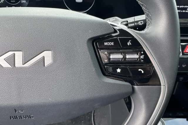 Kia Niro EV (2023) thumbnail 19